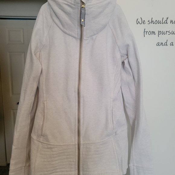 Lululemon Sweater - Picture 3 of 4